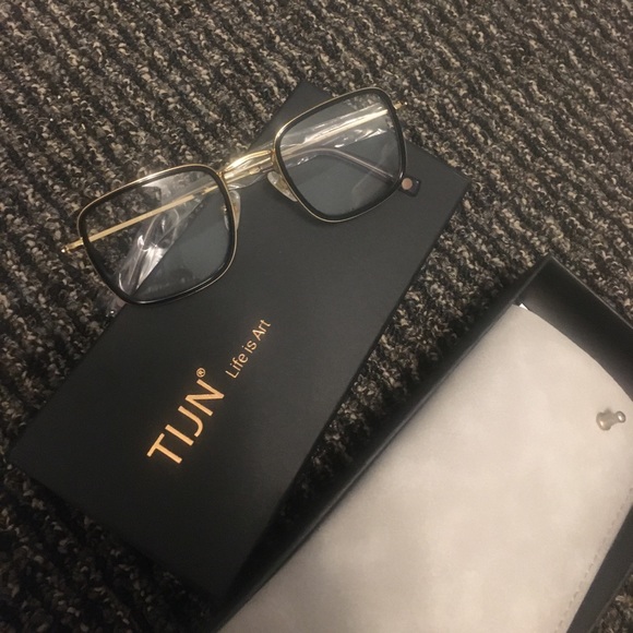 TIJN Eye Wear - Picture 1 of 1